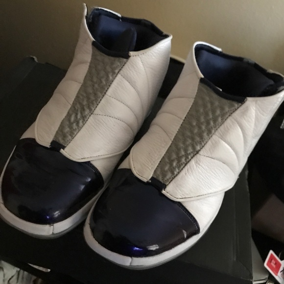 Air Jordan Retro 16 - Picture 2 of 3
